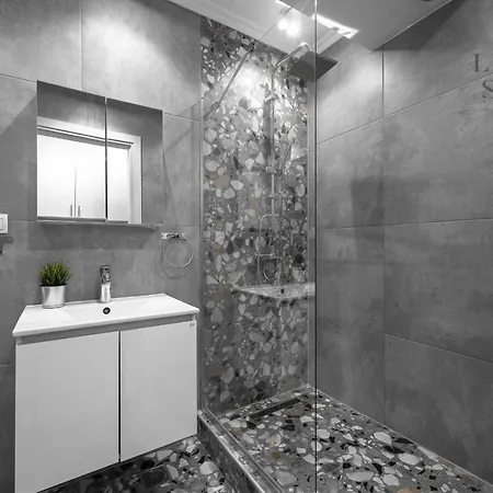 Westay Apartments, The Luxury شقة *